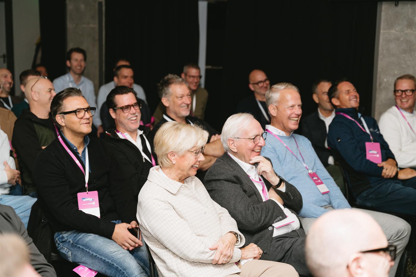 Lachendes Publikum auf dem HVH Summit